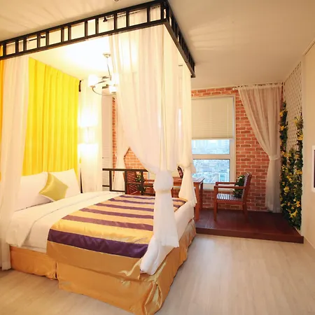 Coop City Hotel Oryu Station